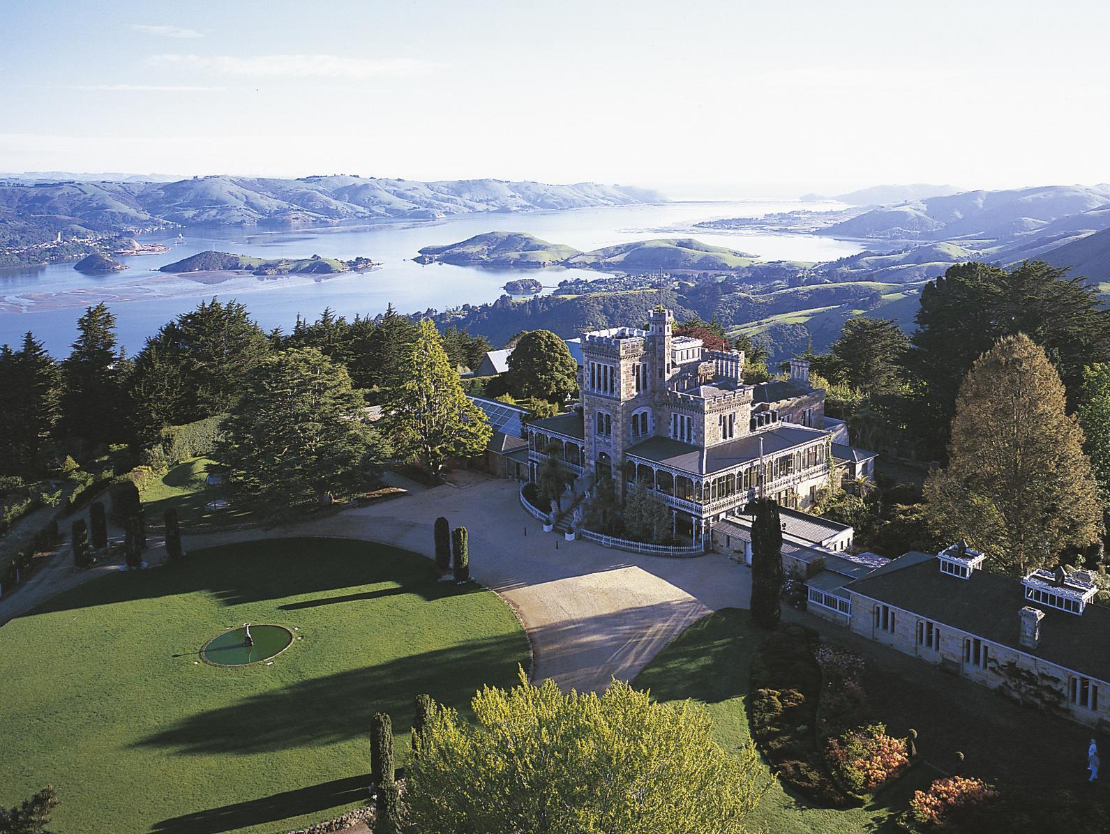 Larnach Lodge & Stable Stay Dunedin Eksteriør billede