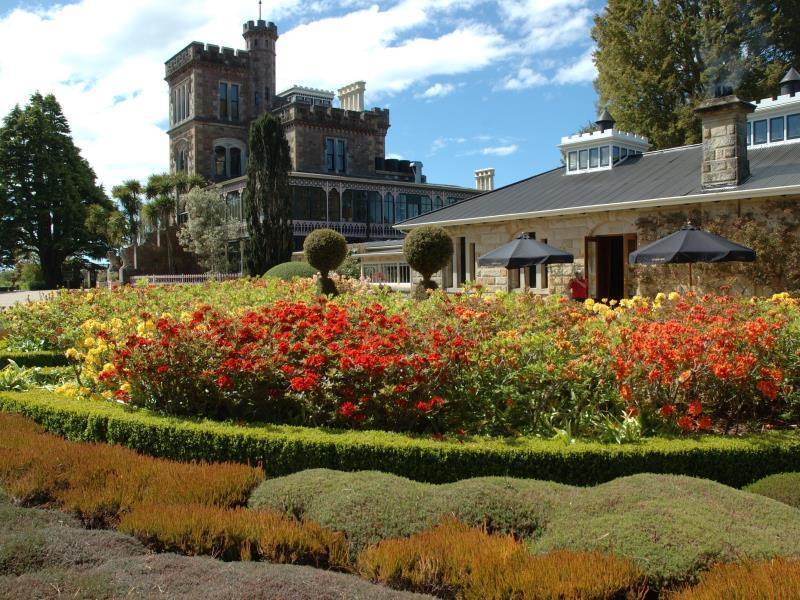 Larnach Lodge & Stable Stay Dunedin Eksteriør billede