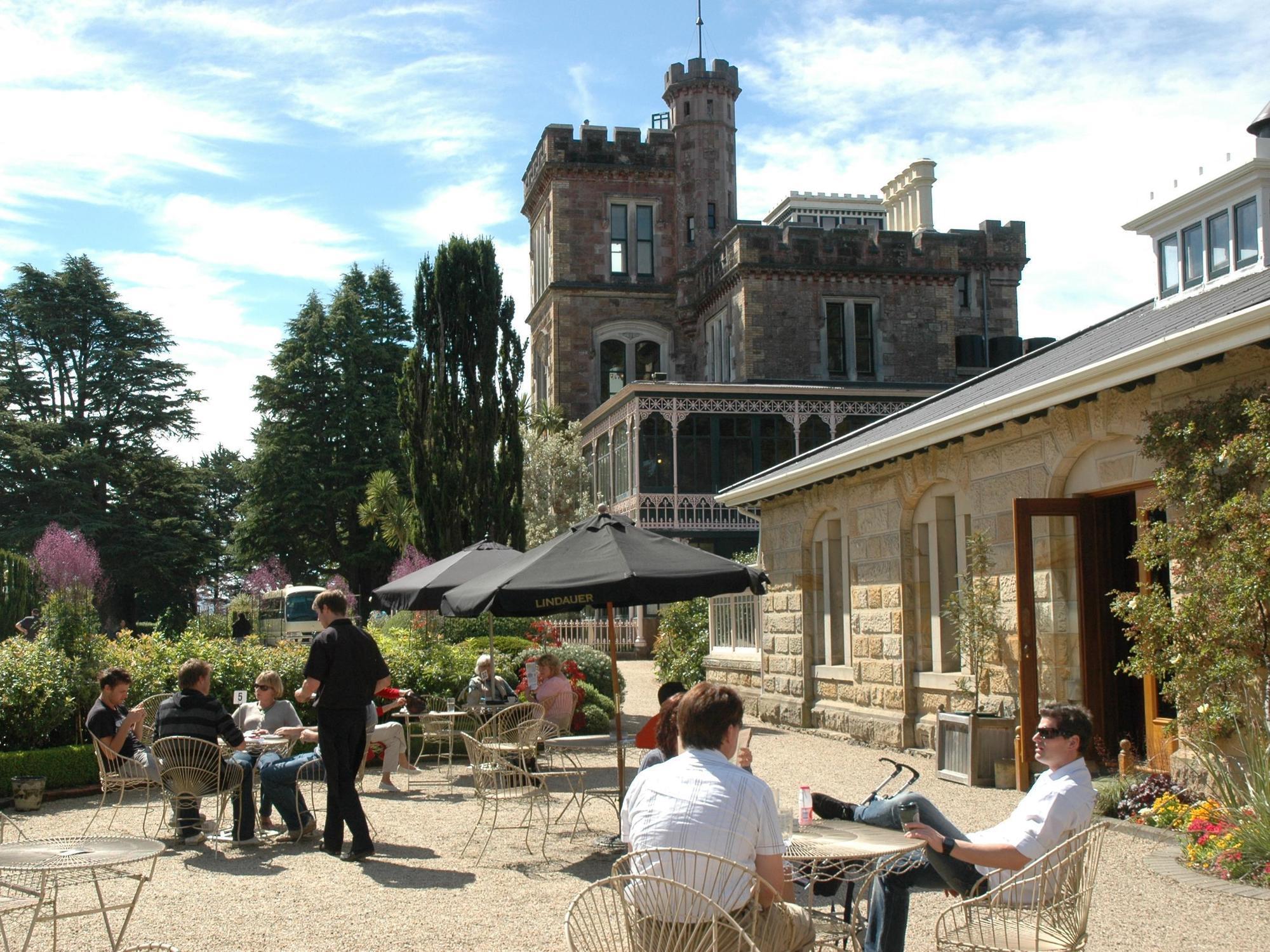 Larnach Lodge & Stable Stay Dunedin Eksteriør billede